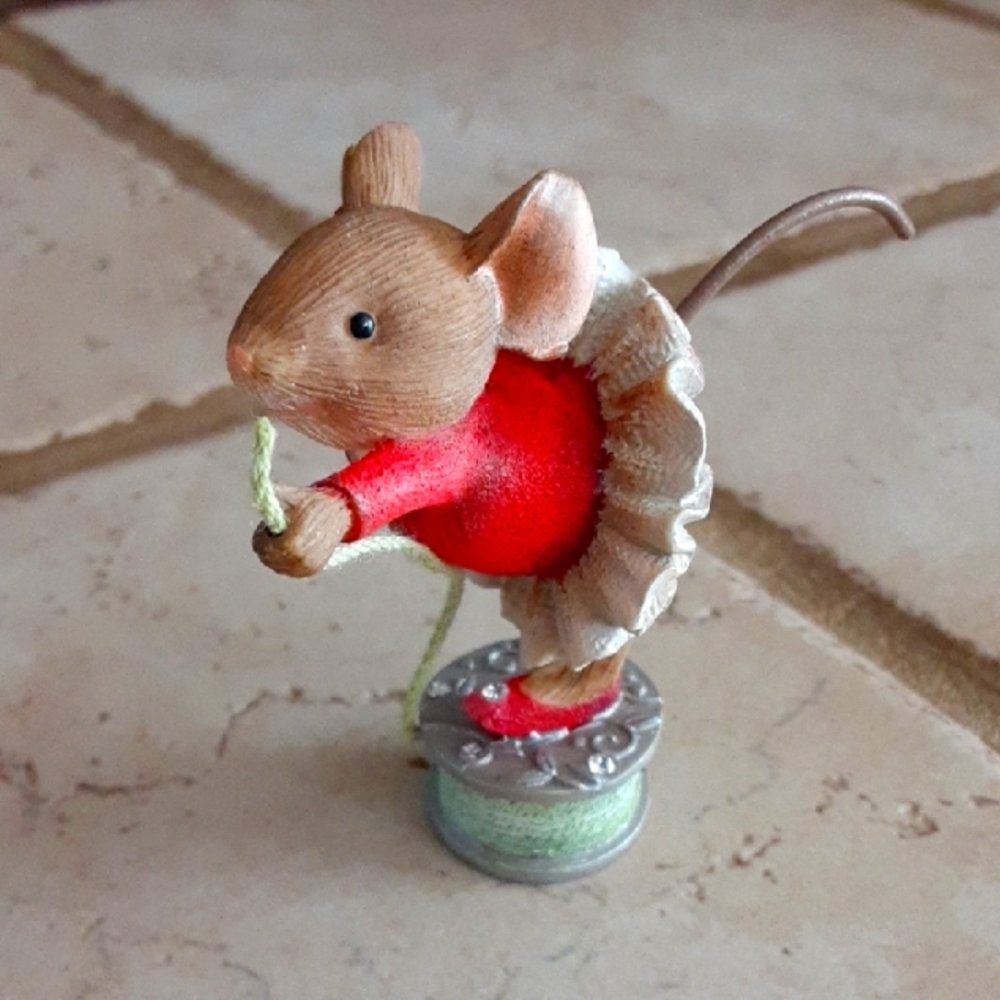 Vintage Christmas Mouse Ballerina Figurine